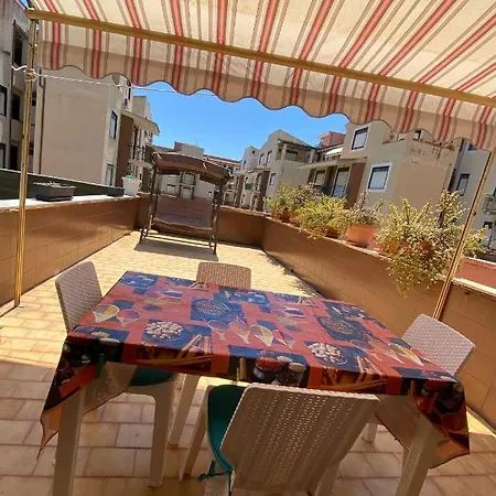 Naxos Beach Apartment *